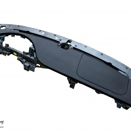 Deska obszyta skórą w Porsche PFI car styling